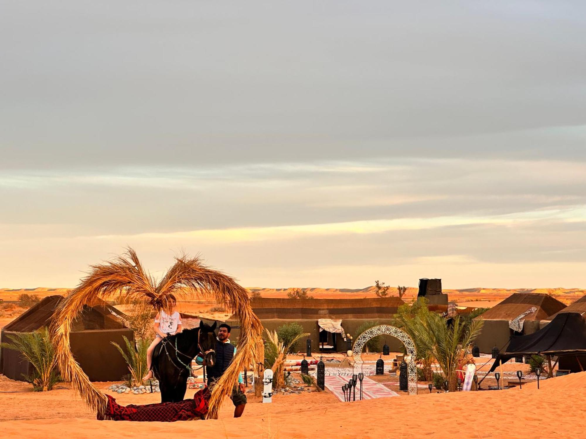 Sahara Wellness Camp Bed and Breakfast Merzouga Εξωτερικό φωτογραφία